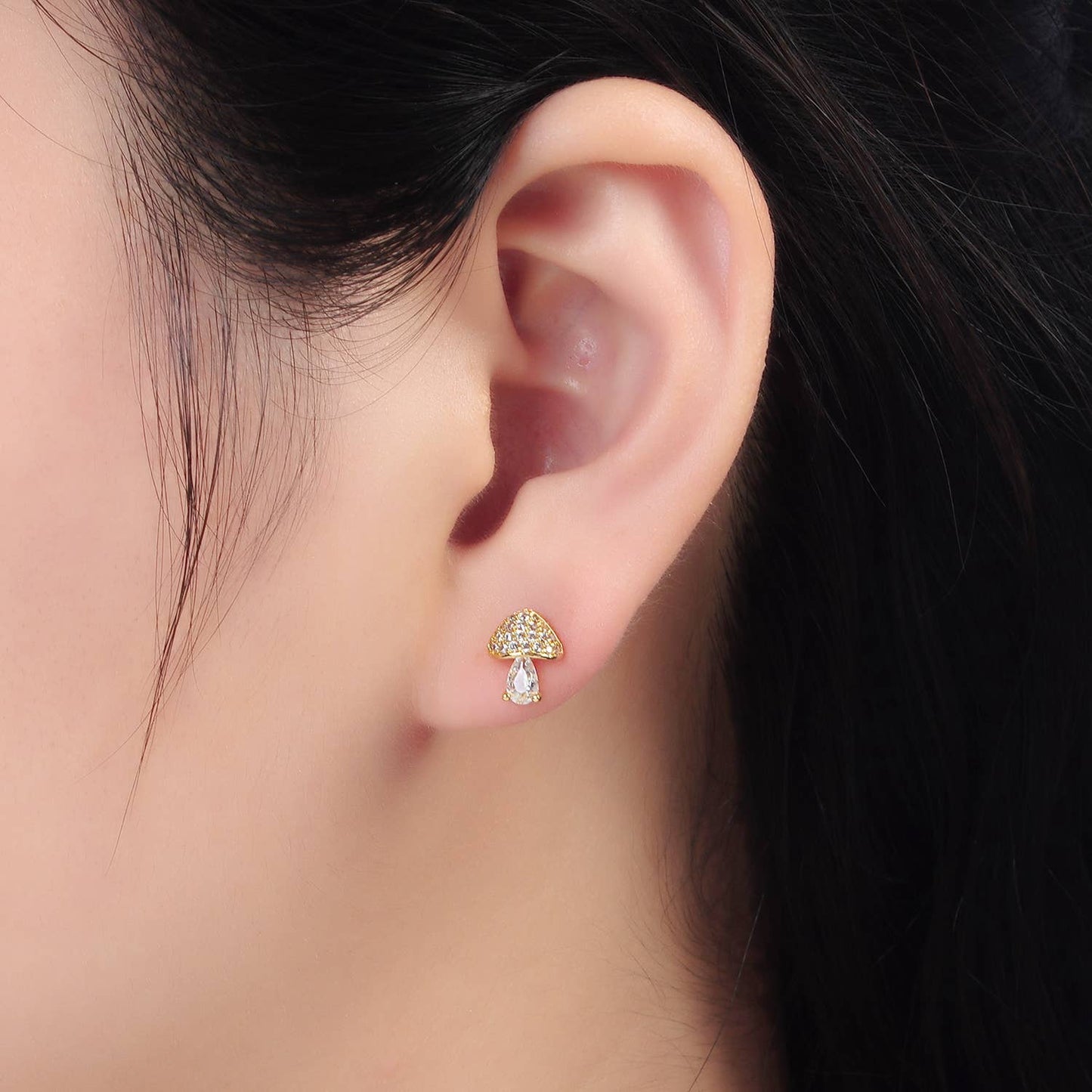 Sparkly Mushroom Stud Earring
