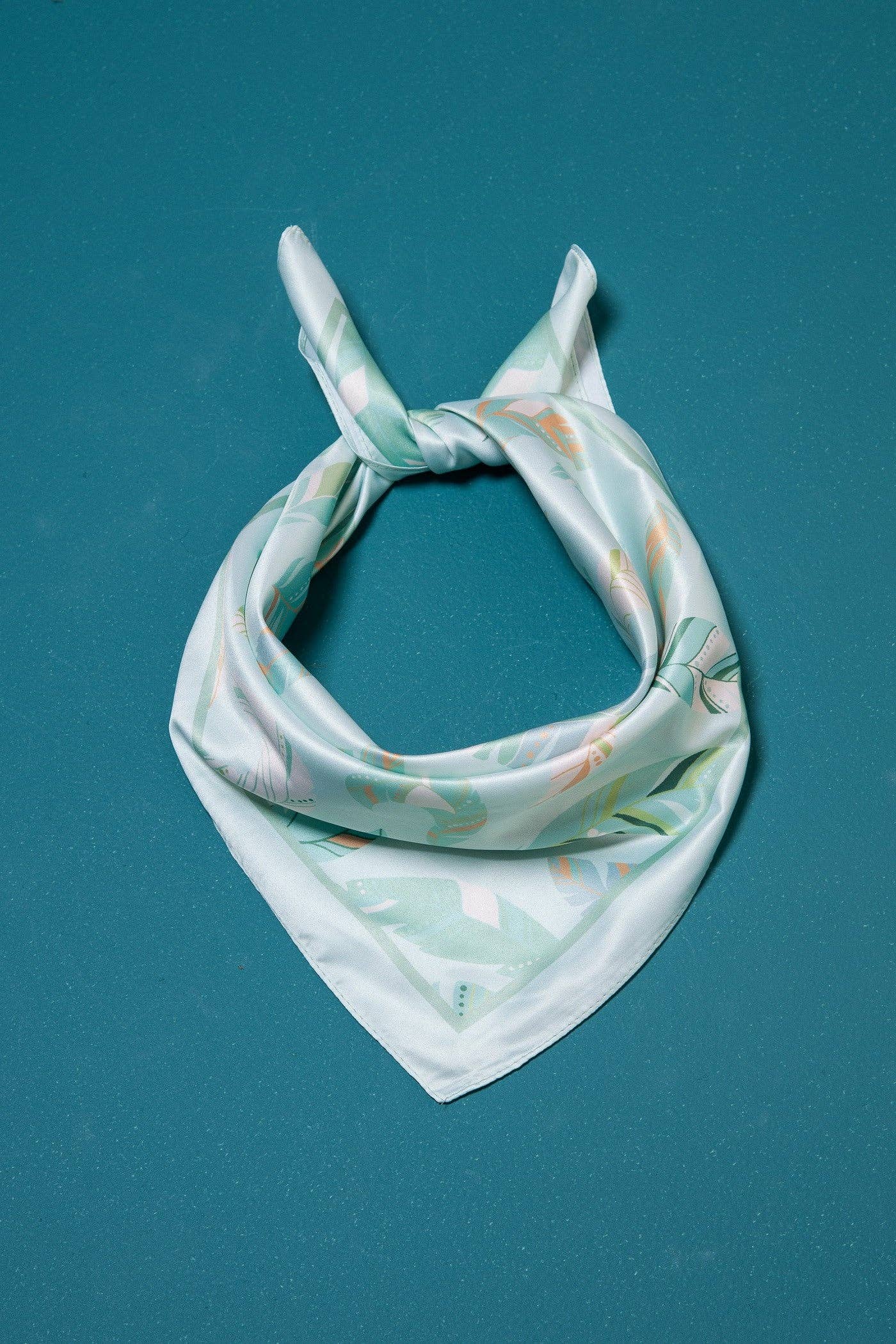 Silky Leaf Print Bandana Scarf