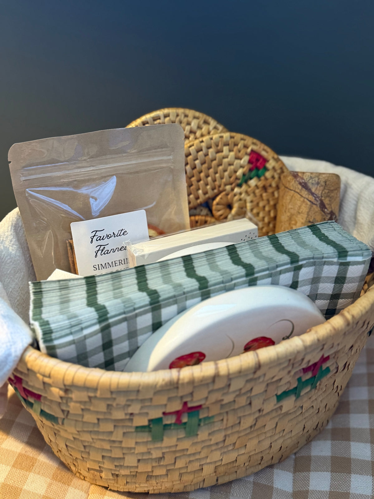 House Watming Gift Basket