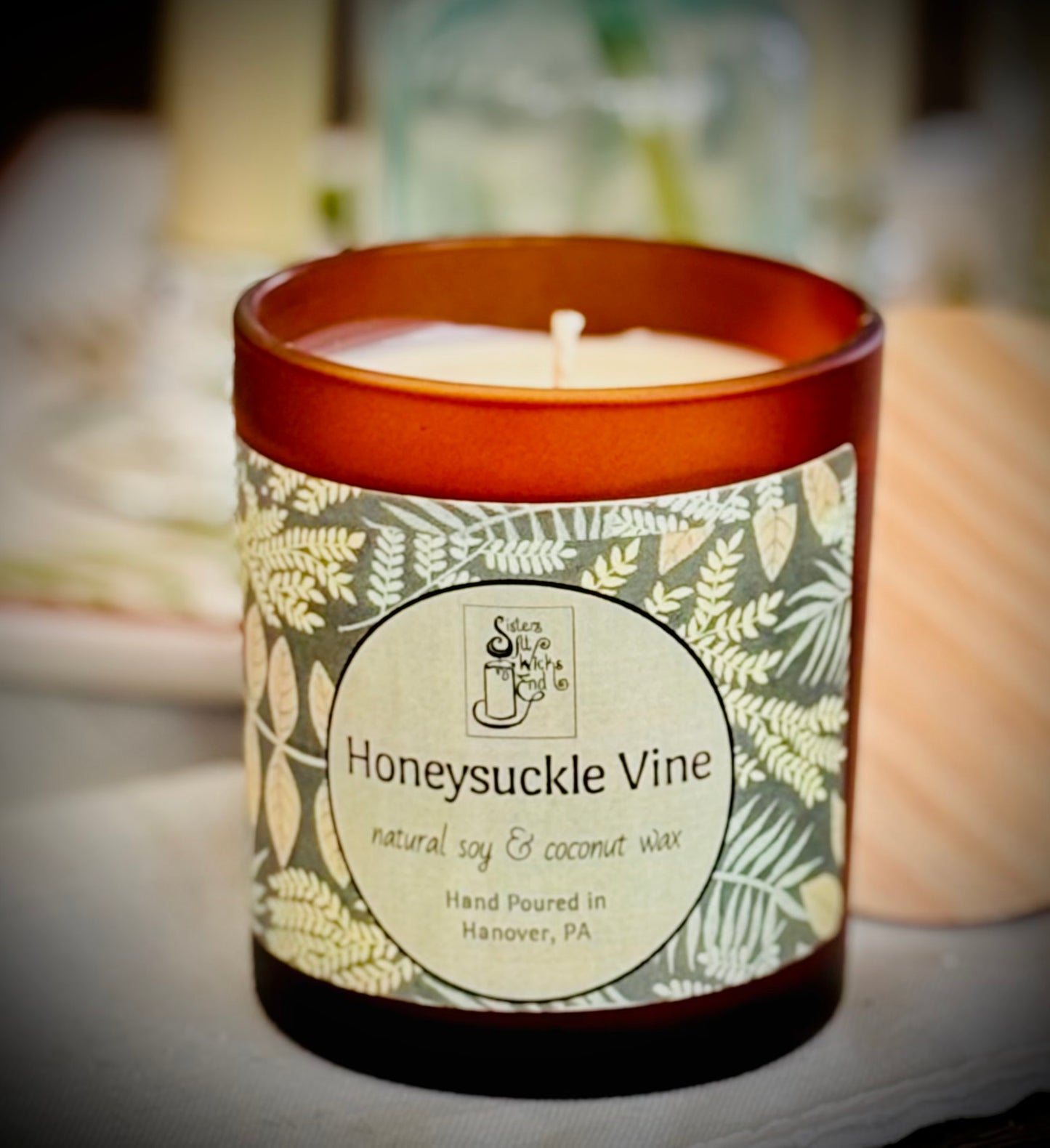 Honeysuckle Vine / 10oz Candle
