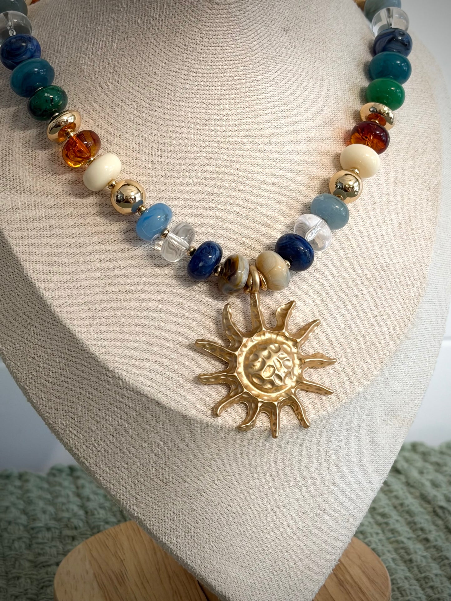 Chunky Beaded Necklace / Sun