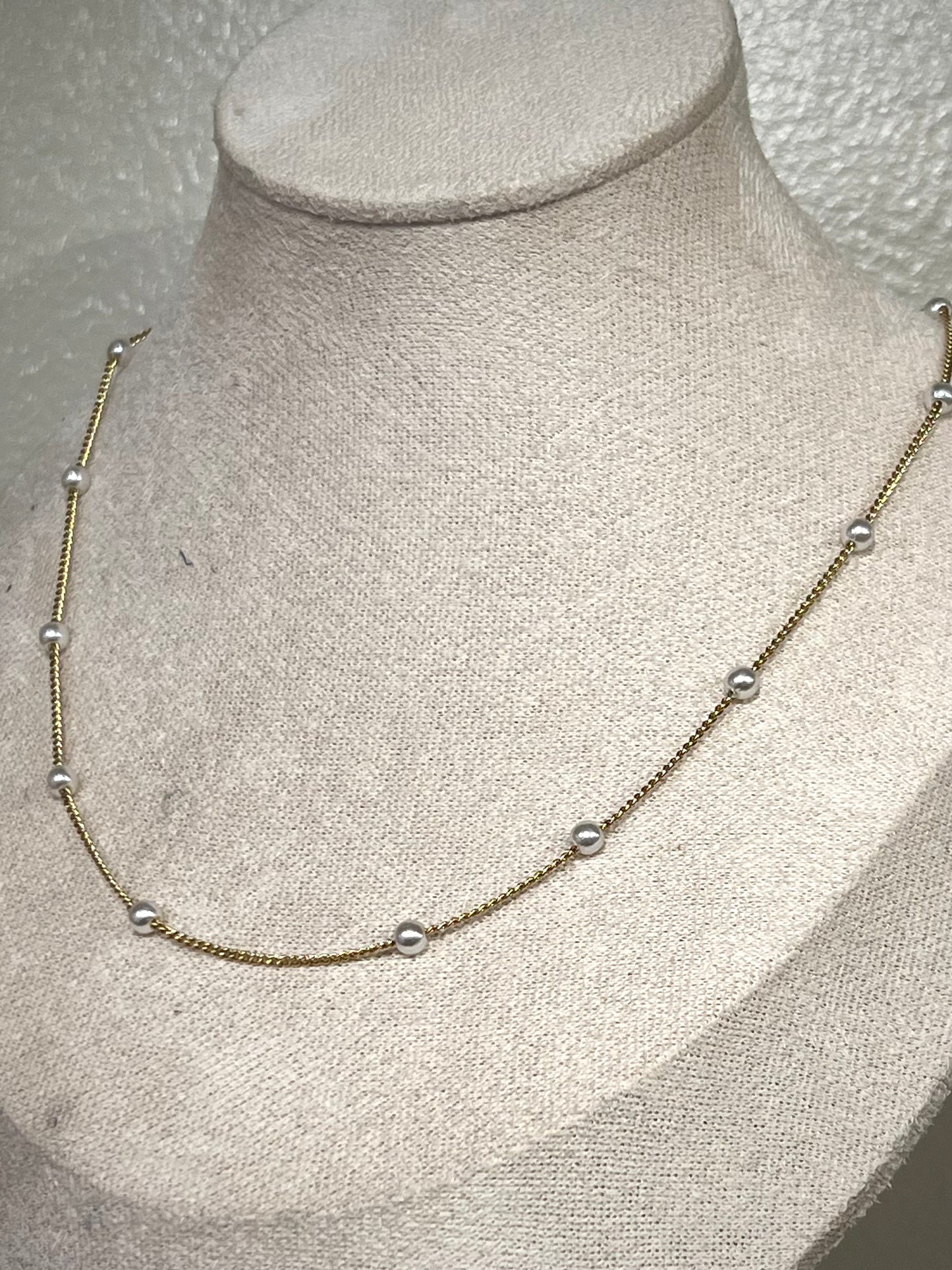 Dainty Pearl Necklace