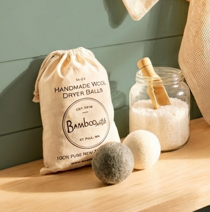Set of 6 Organic Wool Dryer Balls / White