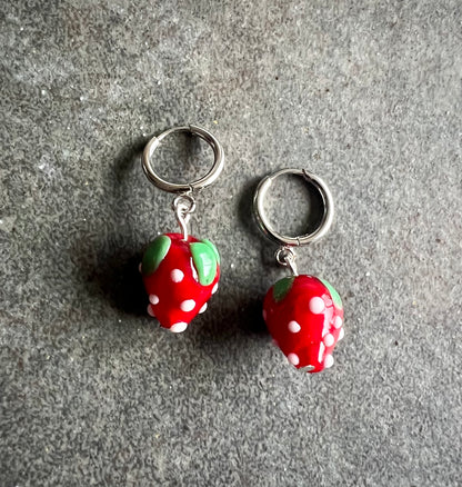 Strawberry huggie