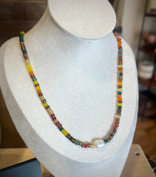 Mini Beaded Necklace / Autumn mix + freshwater pearl