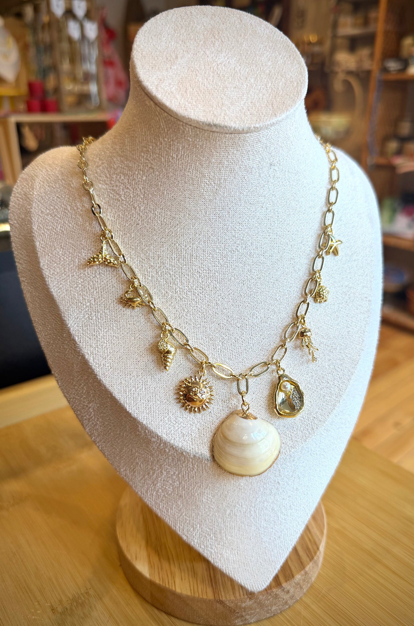 Beachy Babe / Charm Necklace