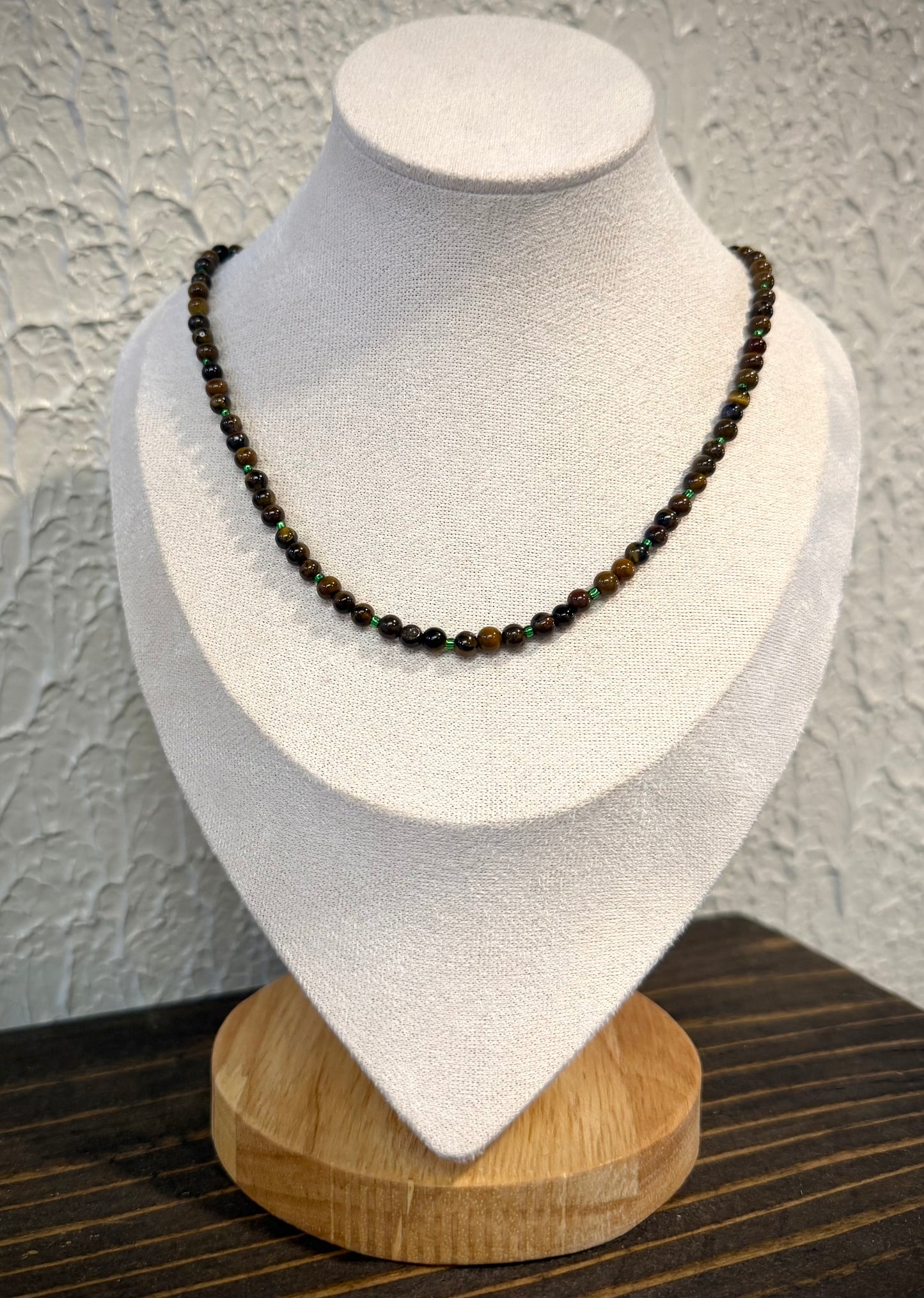 Mocha & Moss / Beaded Necklace