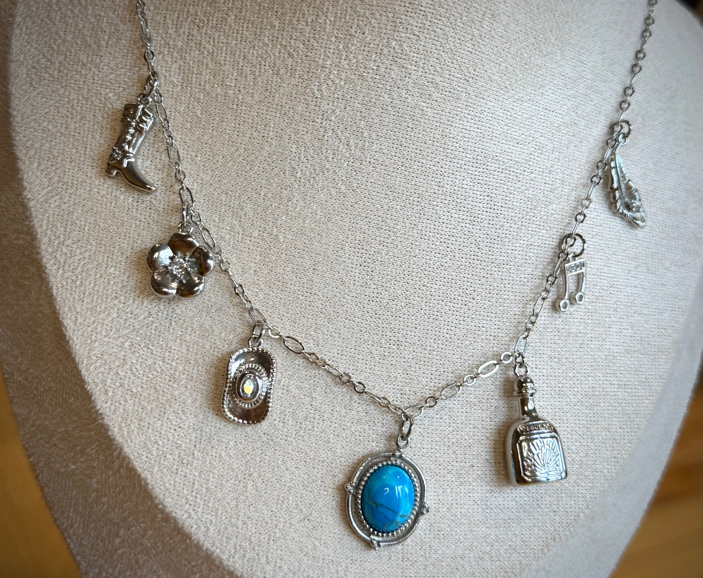 Honkytonk Girly / Charm Necklace