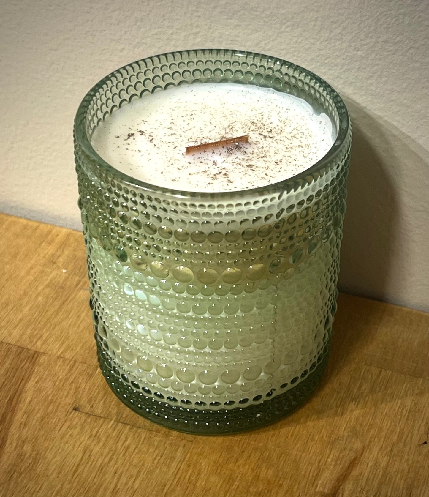Hobnail Glass Candle / Strawberry Guava