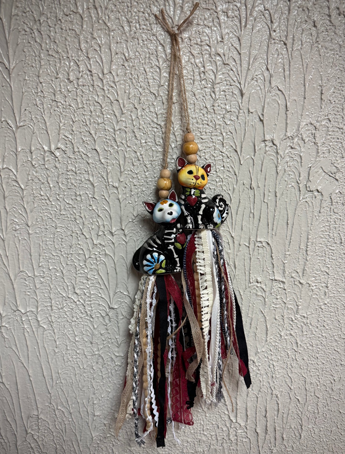 Perro & Gato / salt and pepper tassel