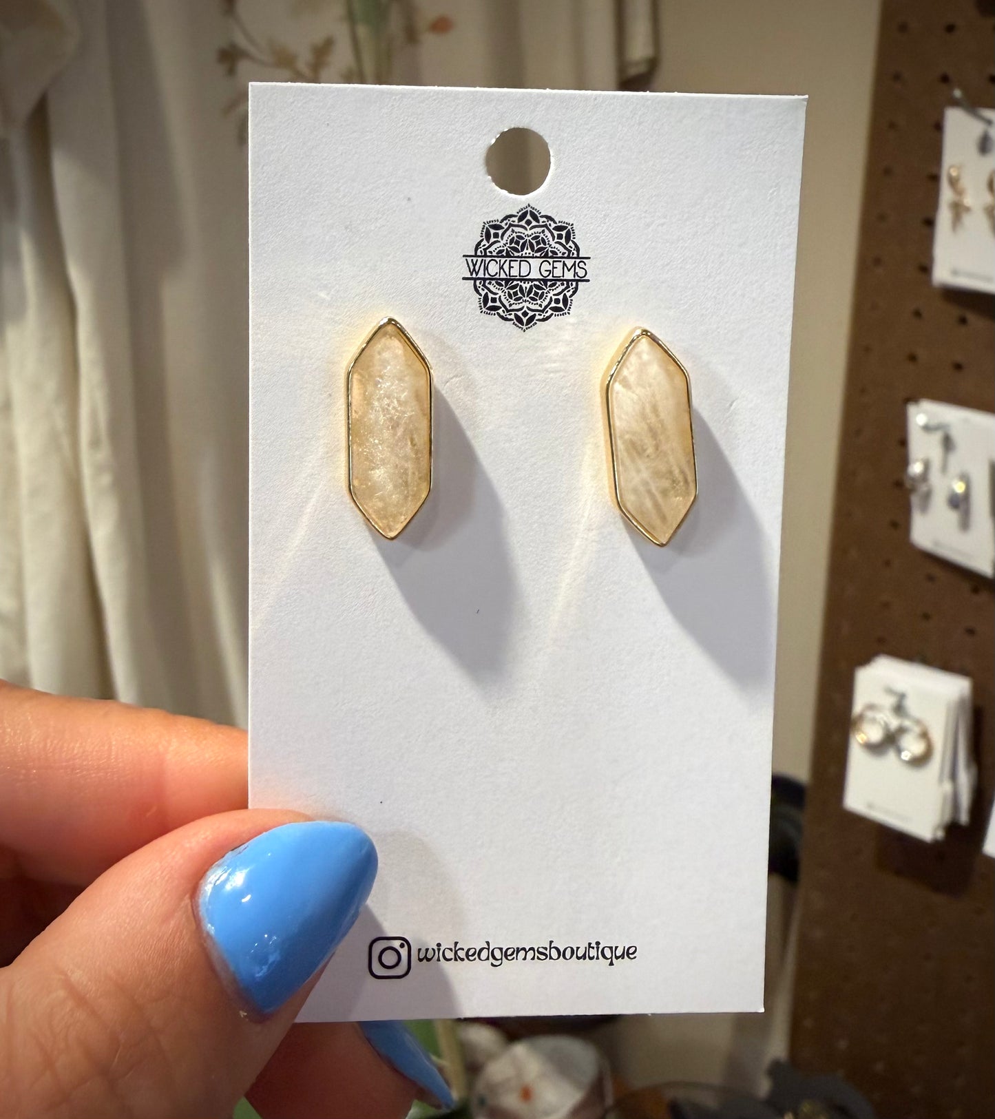 Quartz Stud