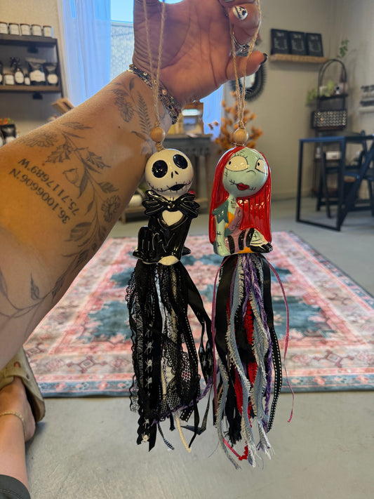 Jack & Sally / salt and pepper tassel