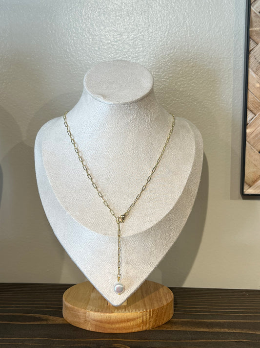 Lariat Necklace / freshwater pearl