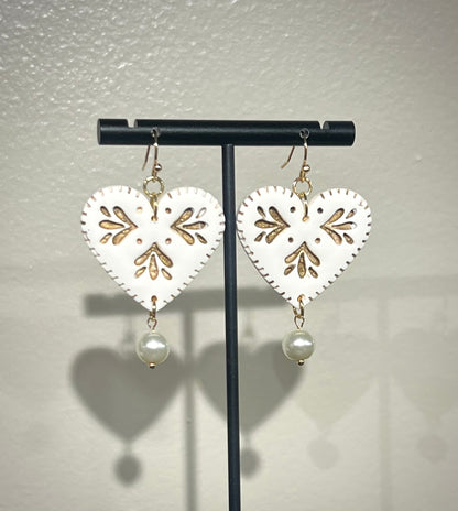 Folk Heart / white & gold