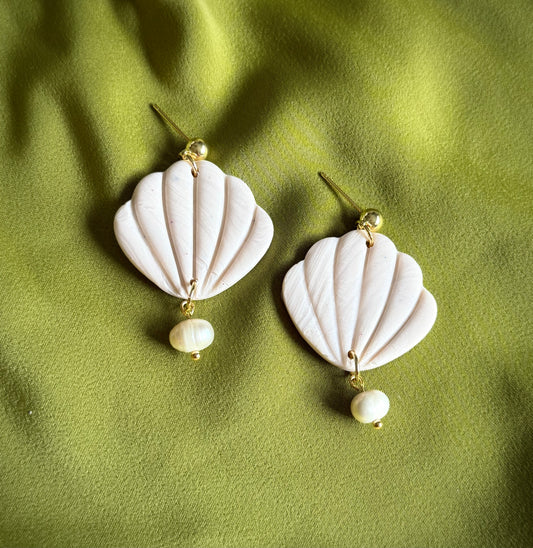 Shell + Freshwater Pearl