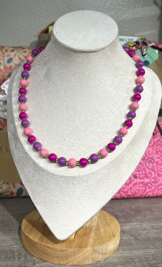 Beaded Necklace / pinks & green