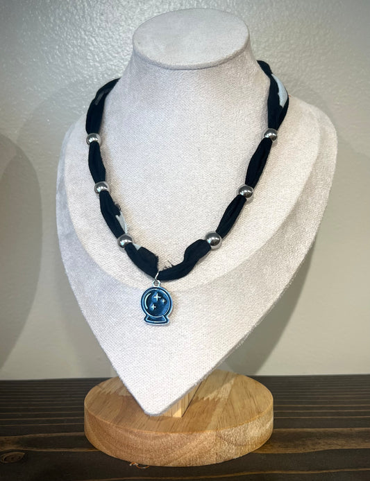 Bandana Necklace / spooky black
