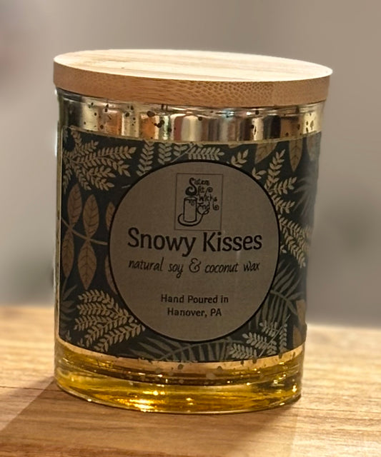Snowy Kisses / 10oz candle