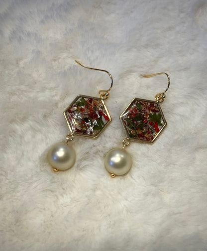 Pressed Floral Holiday + Pearl