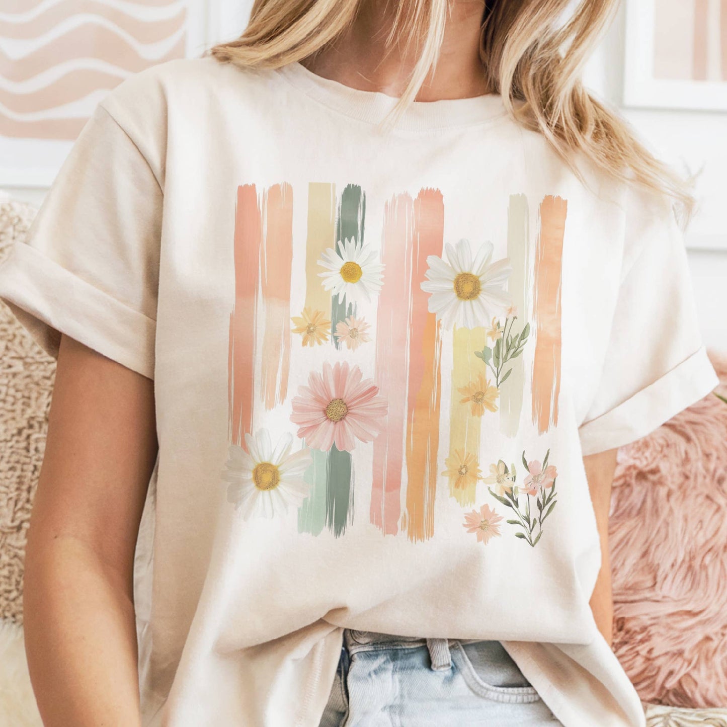 Daisy Brushstroke Graphic Tee / Cream
