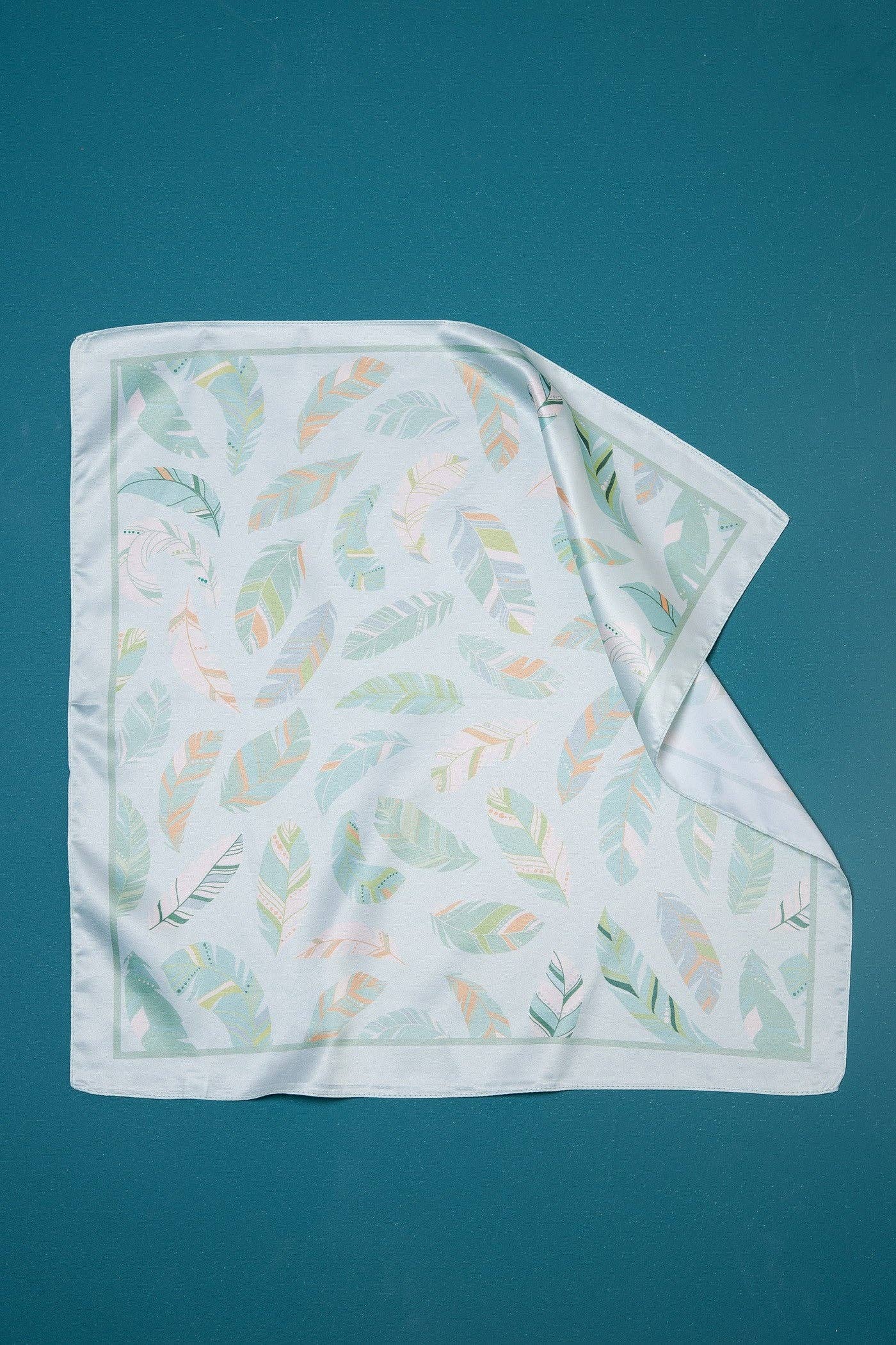 Silky Leaf Print Bandana Scarf