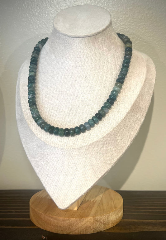 Beaded Necklace / moss agate