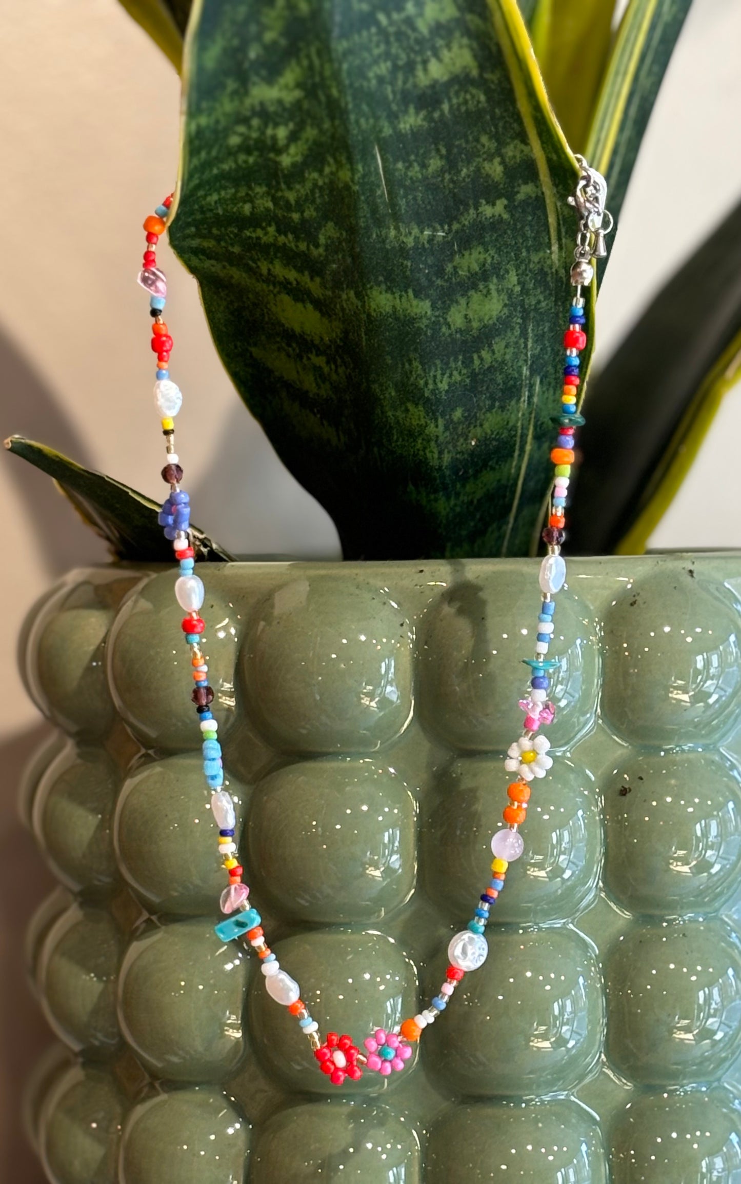 Flower Multicolor / Beaded Necklace