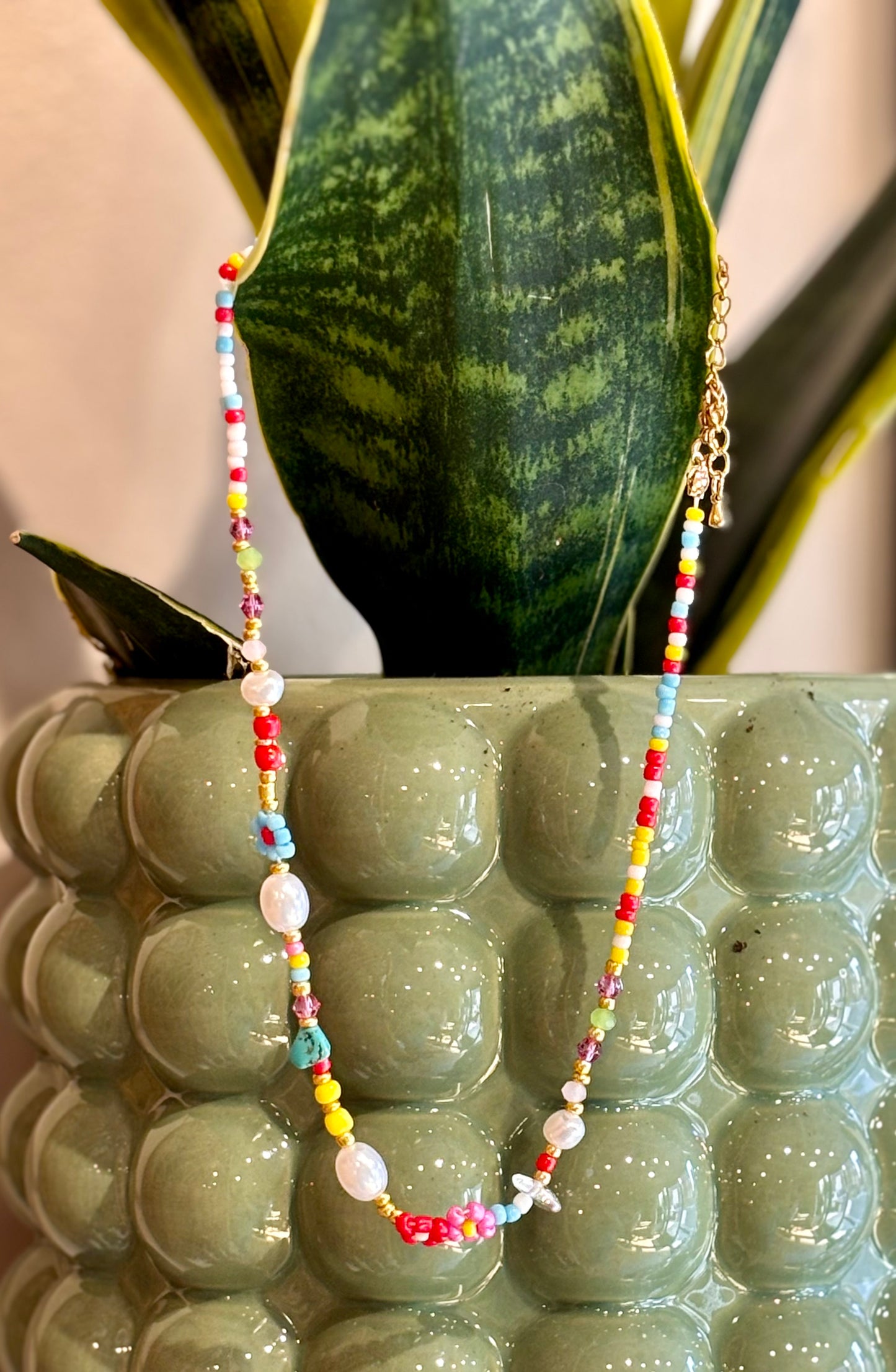 Flower Multicolor / Beaded Necklace