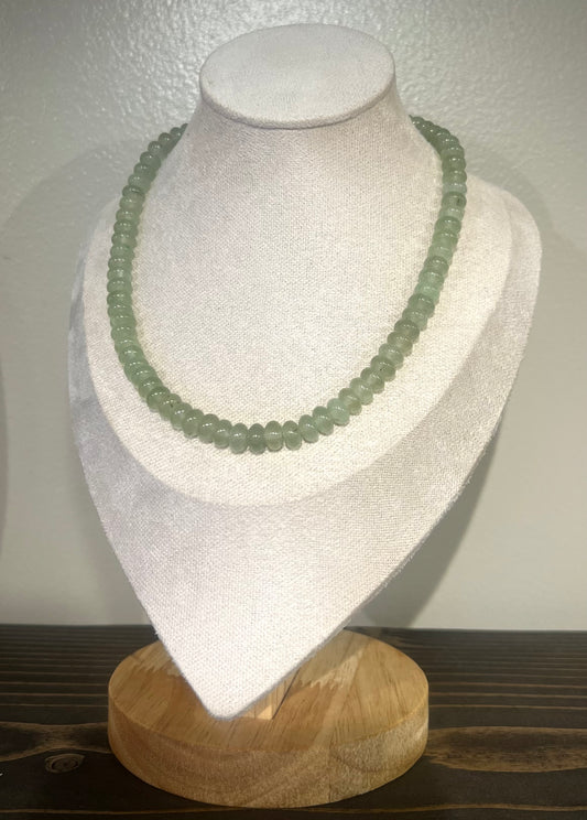 Beaded Necklace / light green jade