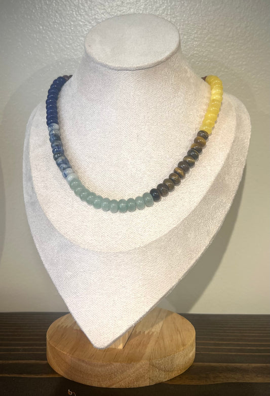 Beaded Necklace / mixed gemstone
